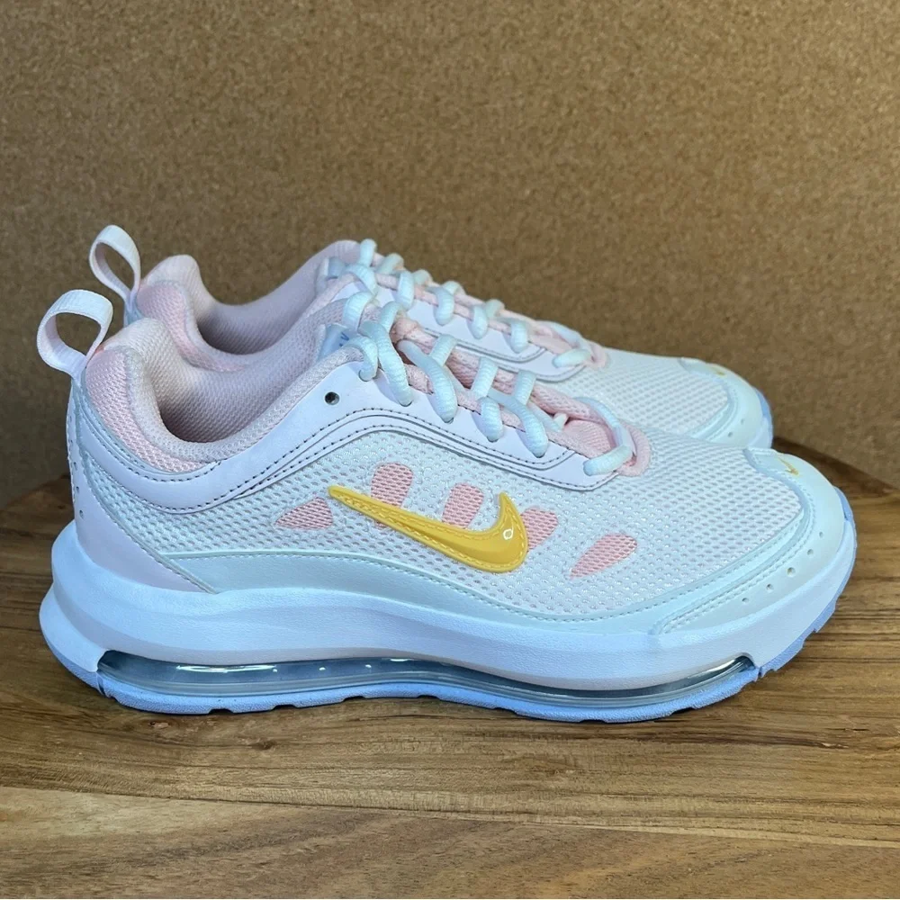 Nike Air max AP W NWOT
